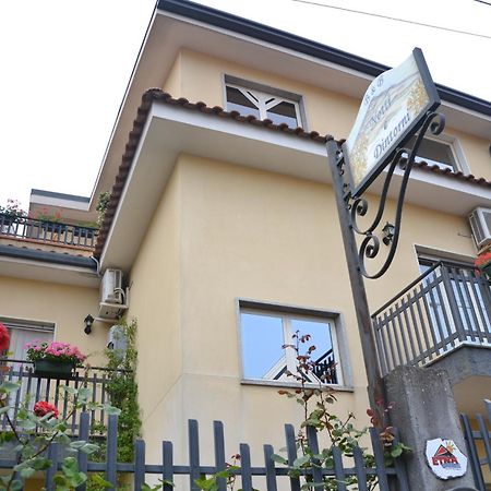 B&B Notti E Dintorni Николози Екстериор снимка
