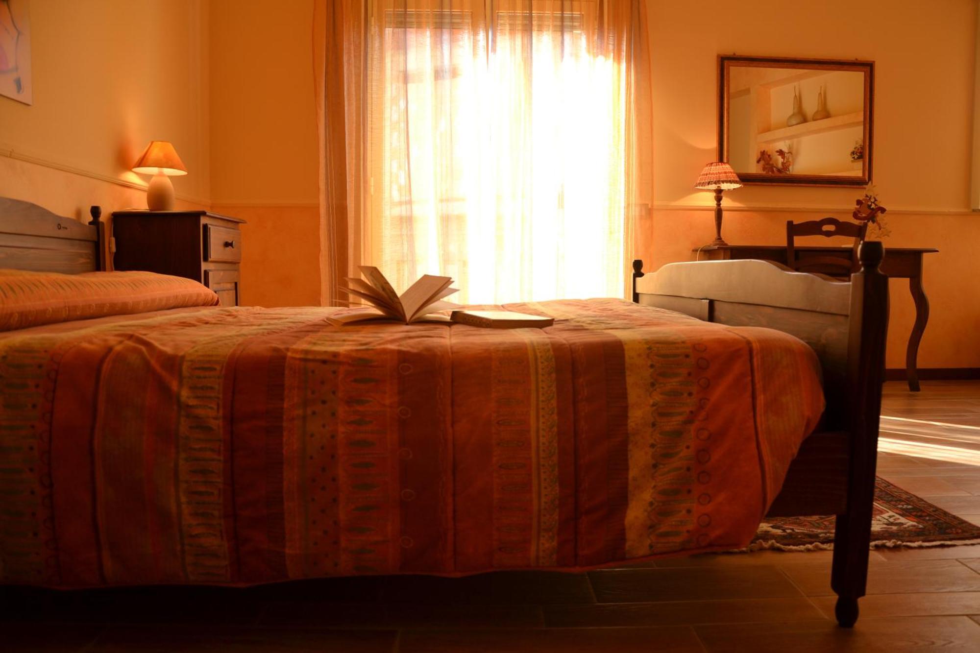 B&B Notti E Dintorni Николози Екстериор снимка