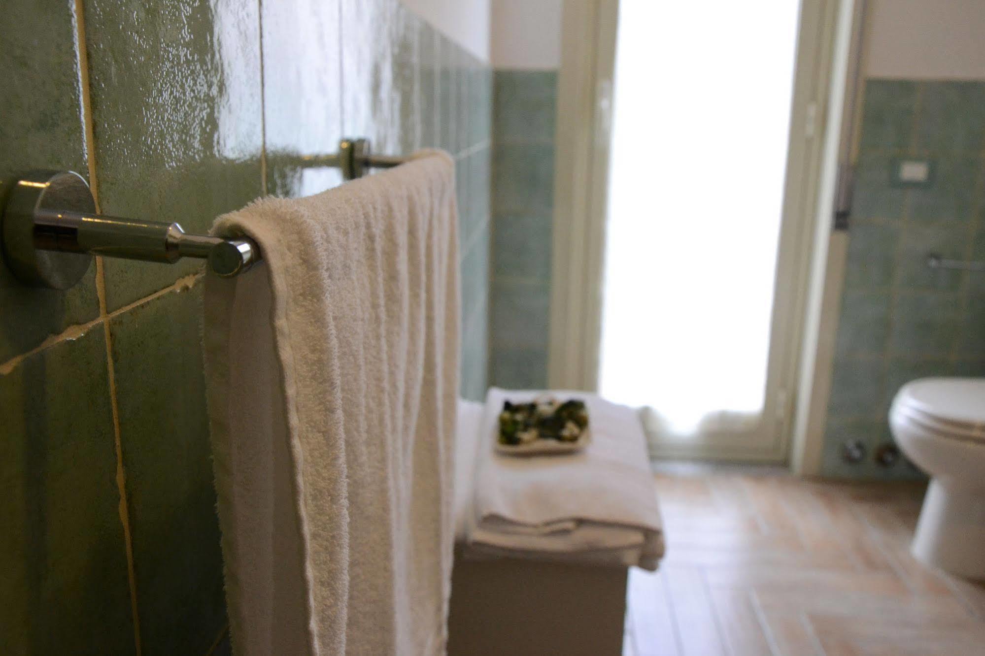 B&B Notti E Dintorni Николози Екстериор снимка