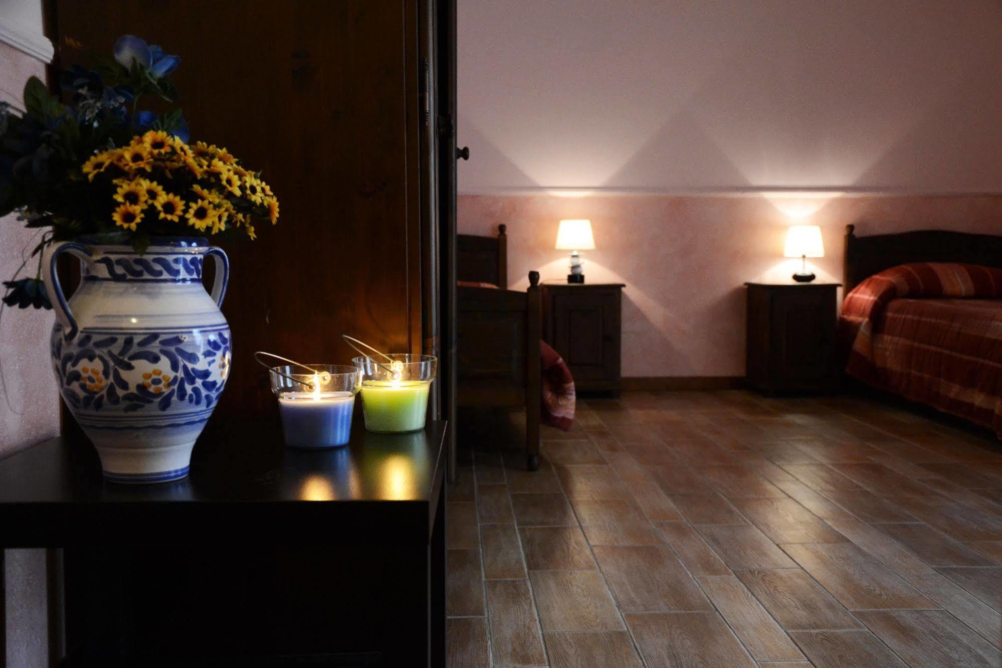 B&B Notti E Dintorni Николози Екстериор снимка